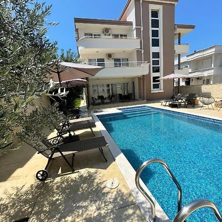 Apartments Harris Ulcinj Ngoại thất bức ảnh