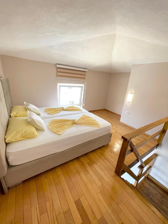 Apartments Harris Ulcinj Ngoại thất bức ảnh