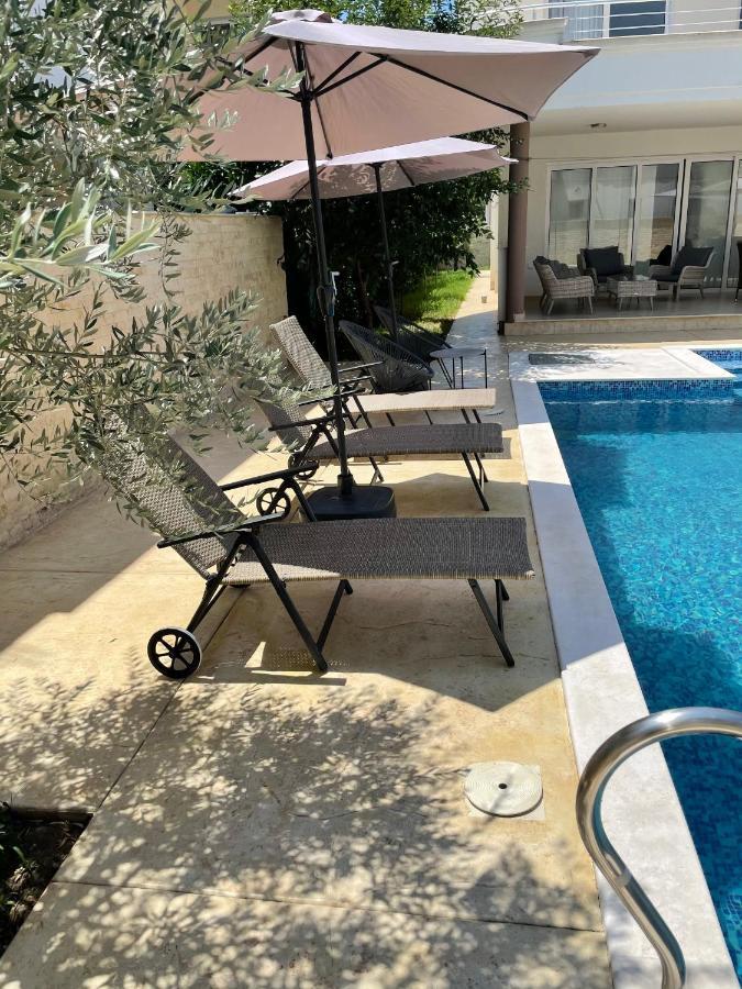 Apartments Harris Ulcinj Ngoại thất bức ảnh