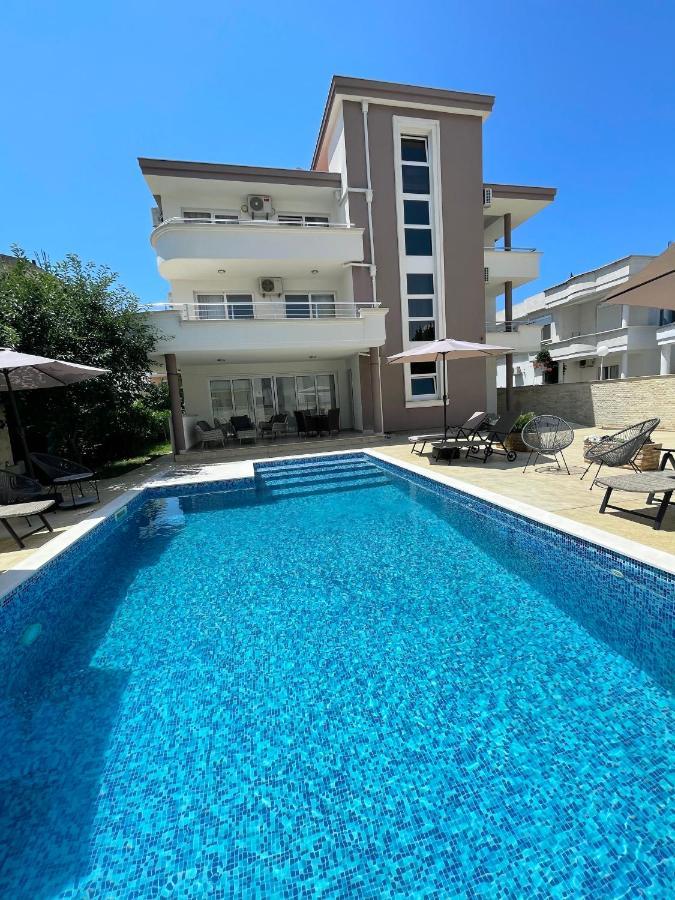 Apartments Harris Ulcinj Ngoại thất bức ảnh