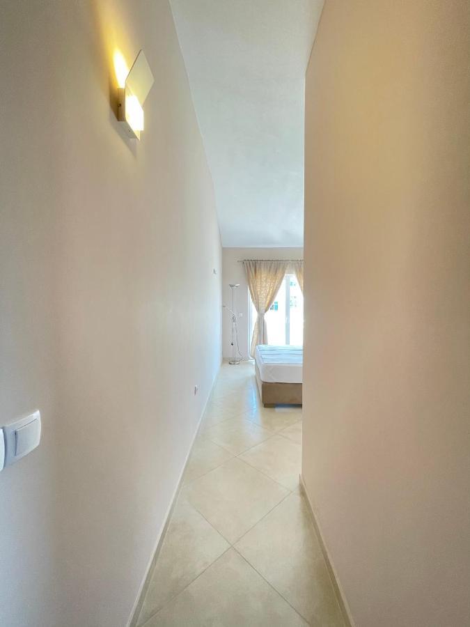 Apartments Harris Ulcinj Ngoại thất bức ảnh