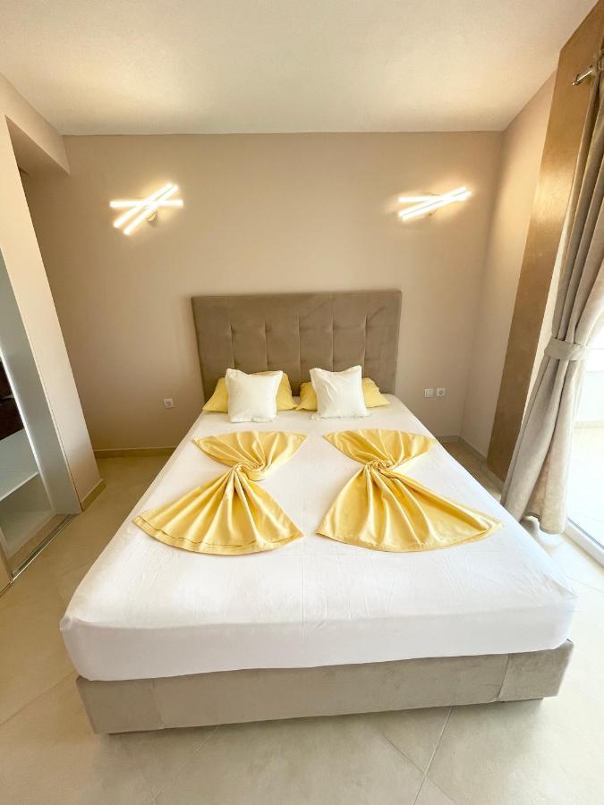 Apartments Harris Ulcinj Ngoại thất bức ảnh