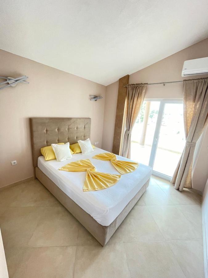 Apartments Harris Ulcinj Ngoại thất bức ảnh