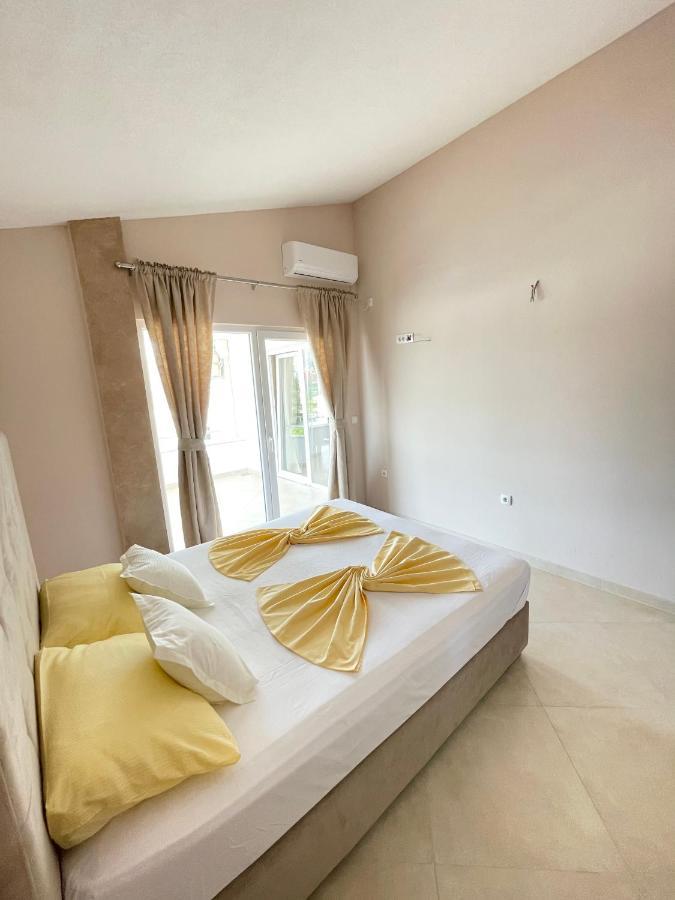 Apartments Harris Ulcinj Ngoại thất bức ảnh