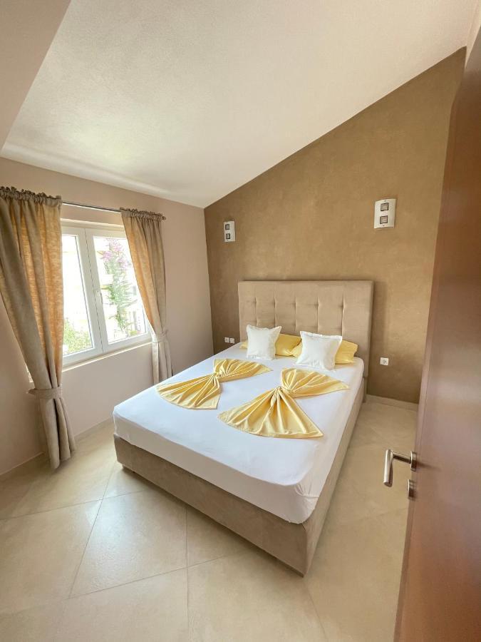 Apartments Harris Ulcinj Ngoại thất bức ảnh