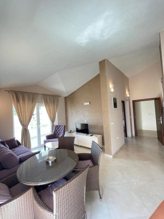 Apartments Harris Ulcinj Ngoại thất bức ảnh