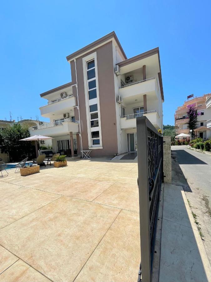 Apartments Harris Ulcinj Ngoại thất bức ảnh
