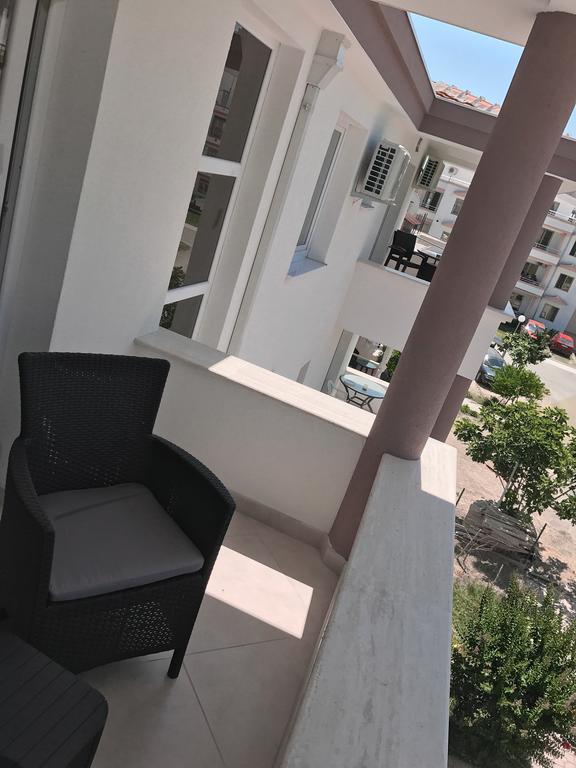Apartments Harris Ulcinj Ngoại thất bức ảnh